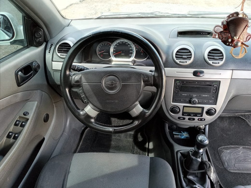 Chevrolet Optra Advance Sedan Mecanico Blanco Mod 2011