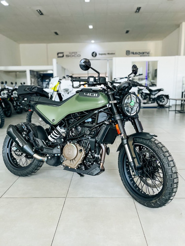 Imagen 12 de 20 de Husqvarna Svartpilen 401 Edicion Especial 2023 0km