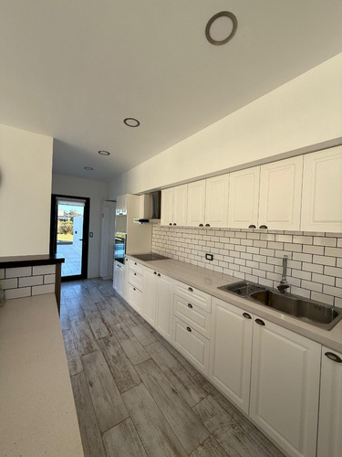 Casa 4 Amb Con Piscina. Barrio Privado