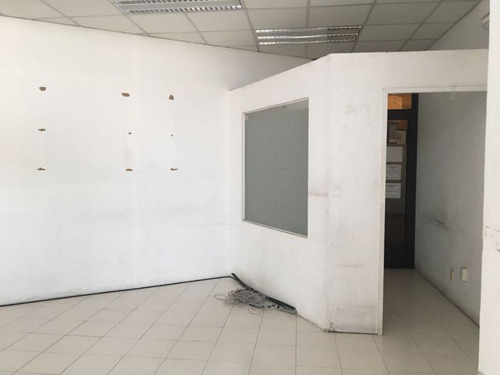 Local Comercial En Jacarandas, Cuernavaca, Morelos - Caen-690-lc