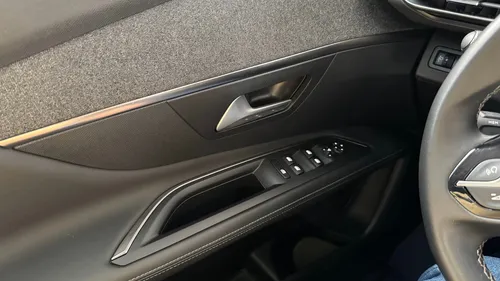 Peugeot 3008 1.6 Allure