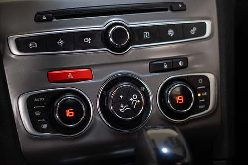 Citroën C4 Lounge 1.6 Thp Tendance Flex Aut. 4p