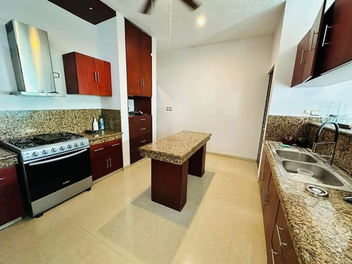 Casa En Venta Ubicada En Montebello Merida