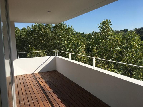 Imagen 3 de 15 de Venta De Departamento 2 Dormitorios Con Cochera En La Plata.