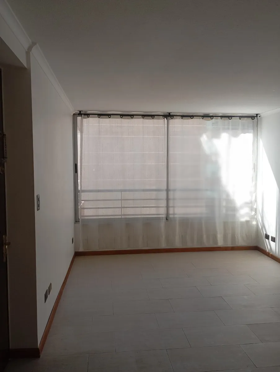 Imagen 5 de 12 de Stgo.downtown Metro Moneda 1 Dormitorio 1 Baño Estar Comedor