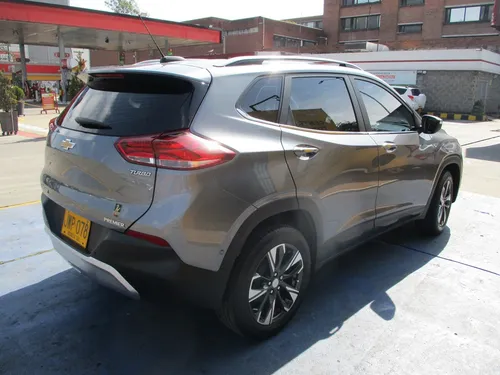 Chevrolet Tracker PREMIER 4X2 1200CC TURBO AT AA