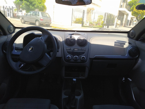 Imagen 18 de 19 de Toyota Etios Gnc