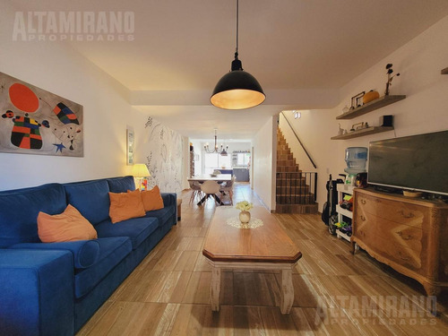 Imagen 9 de 30 de Gran Dúplex 4 Ambientes 120 M2 Cub. Cochera Y Jardin . Posesion Inmediata Visite !