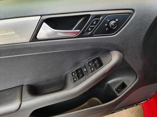 Volkswagen Jetta 2.5 Sportline Tiptronic At 2017