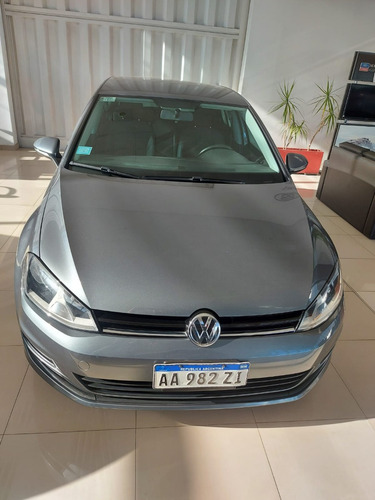 Imagen 8 de 17 de Volkswagen Golf 1,6 Trendline 2017 // 023179