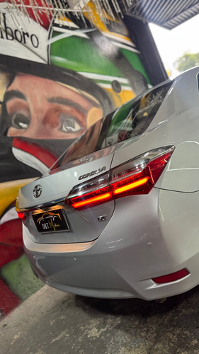 Toyota Corolla 1.8 16v Gli Upper Flex Multi-drive 4p