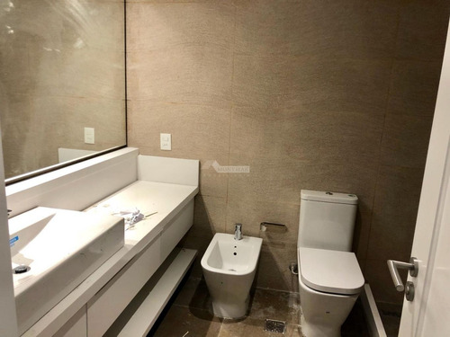 Imagen 9 de 29 de Apartamento Puerto Del Buceo Venta 3 Dormitorios Rambla Armenia Servicio Garaje X 3 Muebles