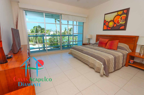Cad Mayan Lakes View 204. Terraza Con Vista A La Alberca. En Condominio Con Club De Playa