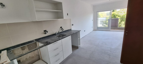 En Venta Palomar Departamento De 1 Ambiente Balcon F: 9206