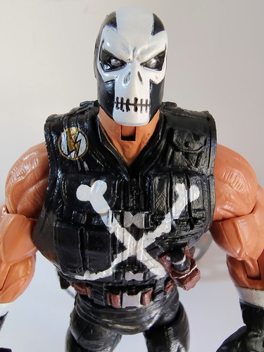 Figura Crossbone De 16 Cm Con Accesorios Loose