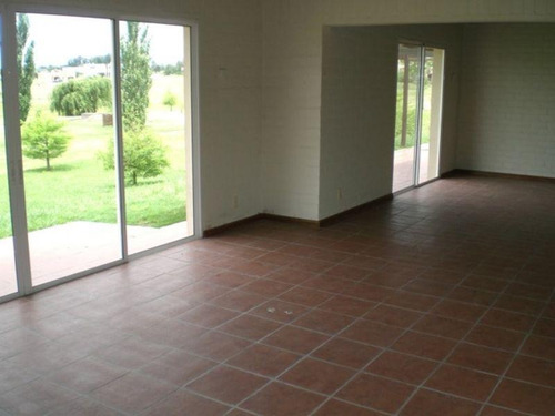 Venta Casa 3 Dormitorios 3 Baños Lomas De La Tahona #51