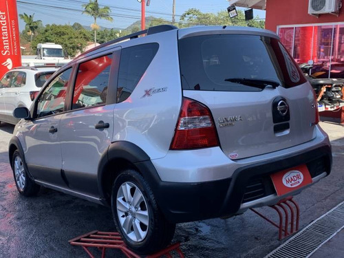 Imagem 6 de 9 de Nissan Livina X-gear Sl/x-gear 1.8 16v
