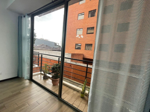 Imagen 5 de 7 de Rento Apto Z.14 Casa Once Ref.5891 *balcón, 3 Hab, 2.5 Baños, 2 Parqueos, $900*