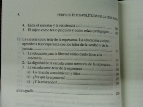 Imagen 5 de 6 de Perfiles Etico Politicos De La Educacion * Carlos Cullen *