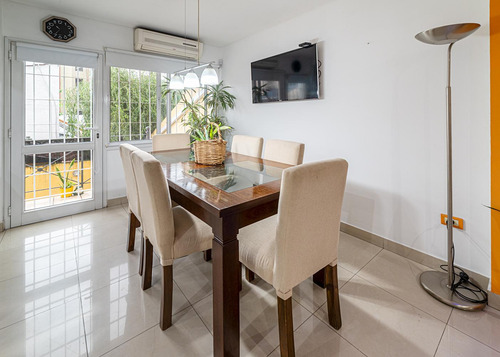 Venta-duplex 4 Ambientes- Cochera- Patio- Villa Bosch