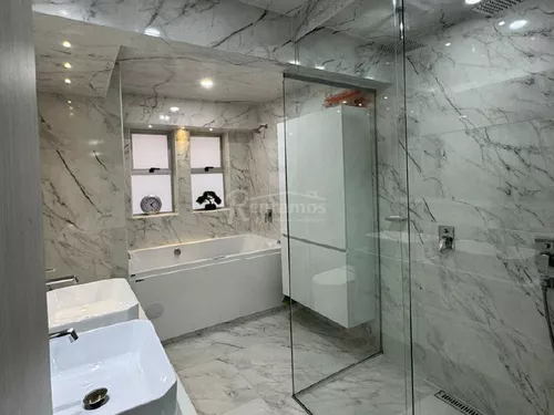 Casa En Arriendo En Loma Del Escobero. Cod A775978