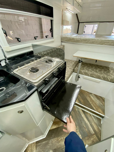 Imagen 9 de 12 de Camper Ag-240 Sobre Ford Ranger - Silfred Motorhome