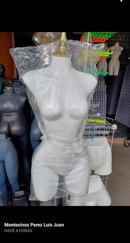 Maniquie Buchon (nuevo) De 3/4 Con Base (Usado)