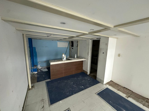Local Comercial En Renta, Planta Baja En San Pedro Garza García Zona Tampiquito