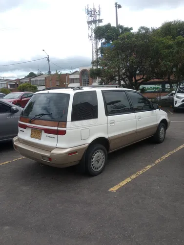 Mitsubishi Expo 2.4l 4x2