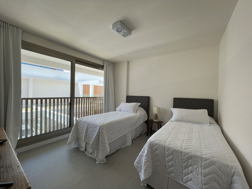 Imagen 13 de 23 de Apartamento En Venta De 3 Dormitorios En Manantiales (ref: Bpv-8057)