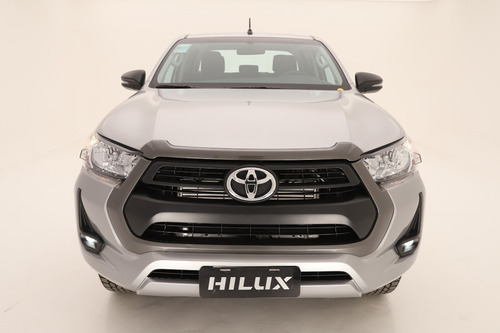 Toyota Hilux 2.8 Cd Sr 177cv 4x4