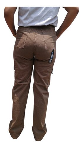 Pantalon Bolsas Cargo Marrón 5