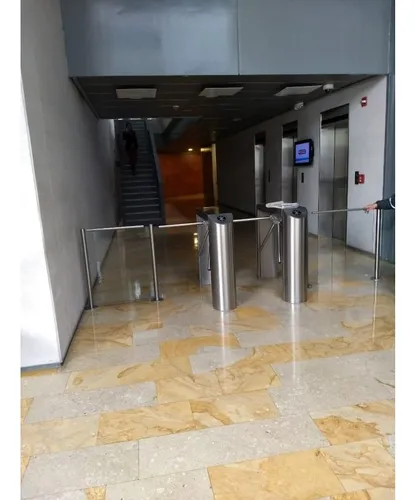 Arriendo Oficina Autonorte Chico