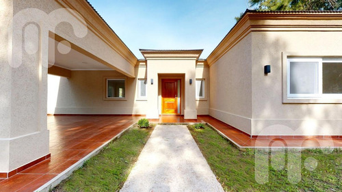 Imagen 8 de 23 de Venta Casa - Club Miralagos