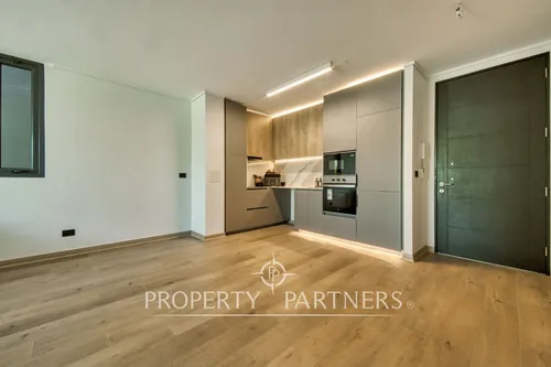 Departamento A Estrenar Con Jardín Privado