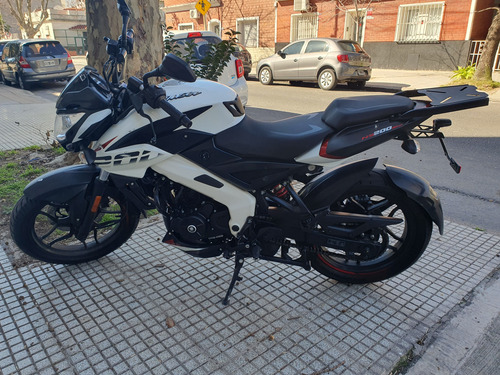 Rouser Ns 200 2024