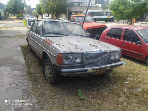 Mercedes-benz 79 Mercedes 230