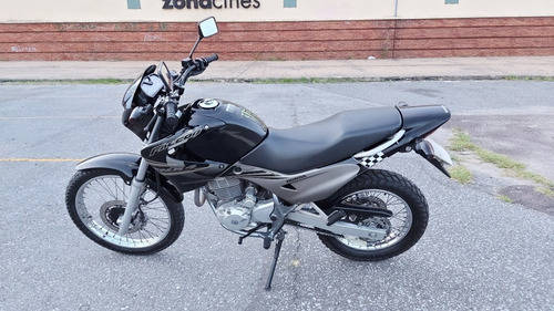 Imagen 2 de 25 de Honda Falcon 400 Nx4 (2011)