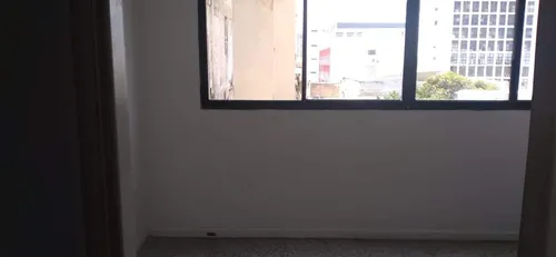 Oficina Con Excelente Ubicación En El Centro Cod. 55776