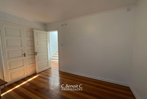 Casa En Avenida Litoral En Venta