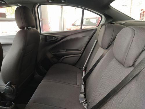 Imagen 9 de 10 de Fiat Cronos 1.3 S Desing