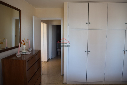 Apartamento En Peninsula, 1 Dormitorios *- Ref: 2846