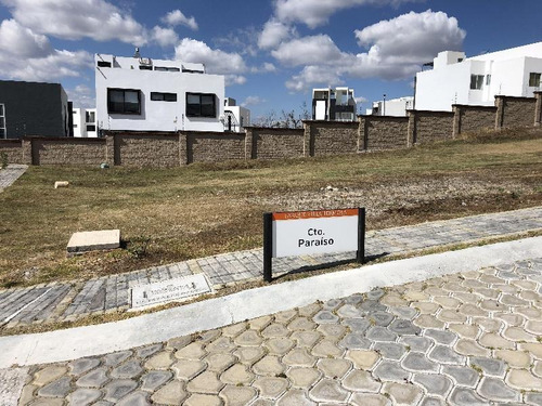 Imagen 1 de 9 de Se Vende Terreno En Esquina En Lomas De Angelópolis