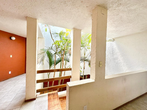 Cuajimalpa, Casa Para Modernizar A 3 Cuadras De Bosques Maranta