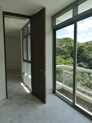 Apartamento En Venta Urb. La Castellana 19672