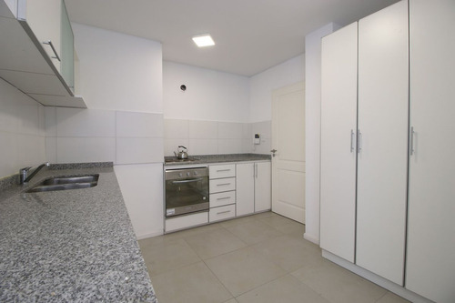 Departamento 4 Ambientes Y 2 Cochera En Recoleta