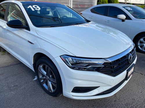 Imagen 2 de 14 de Jetta R-line 2019
