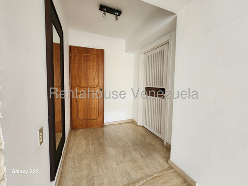 Ls Vende Apartamento Colinas De Valle Arriba