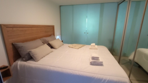 Imagen 13 de 29 de Alquiler Temporario Departamento Dos Ambientes Palermo Holywood, Cochera Privada Apta Camioneta, Jacuzzi, Parrillas