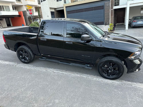 Ram Hemi Sport 2023 All Black Edition